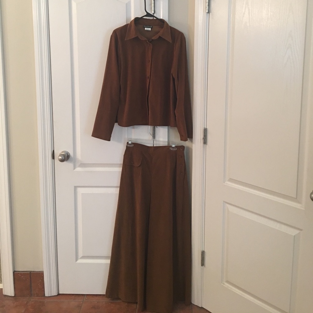 Harve benard gaucho full suit.
